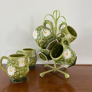 Vintage 1970’s Fred Roberts Green & White Daisy Mugs + Mug Tree